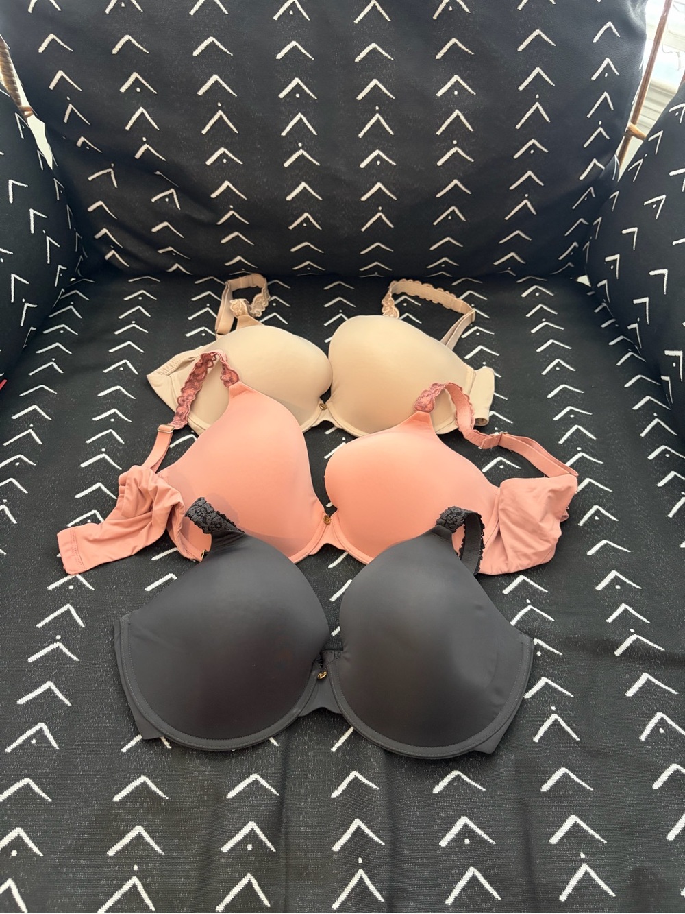 Natori Three-Pack Smooth Bras in Black, Peach, and Nude